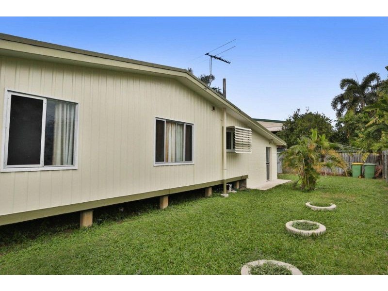 11 Mabin Street, Mundingburra QLD 4812