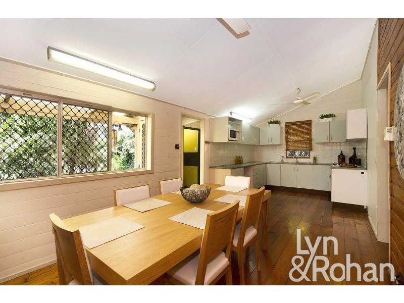 58 Roberts Street, Hermit Park QLD 4812