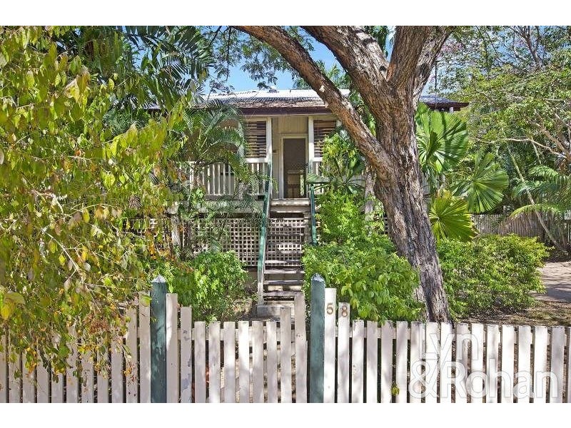 58 Roberts Street, Hermit Park QLD 4812