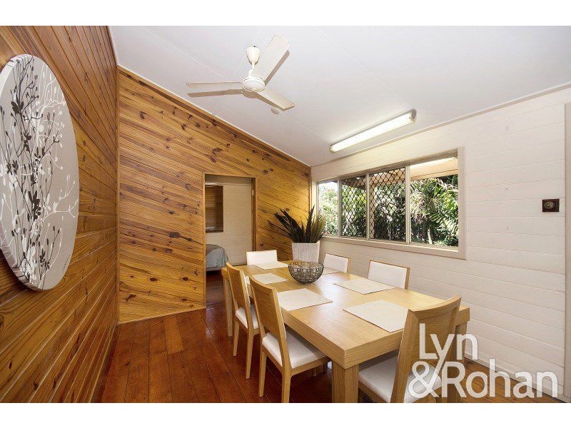 58 Roberts Street, Hermit Park QLD 4812