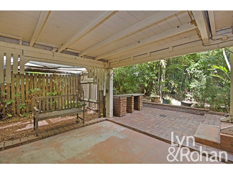58 Roberts Street, Hermit Park QLD 4812