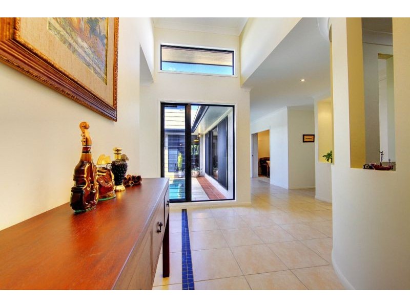 24 Waterfront Parade, Idalia QLD 4811