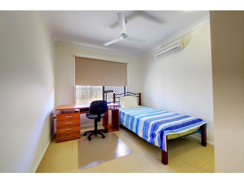 24 Waterfront Parade, Idalia QLD 4811