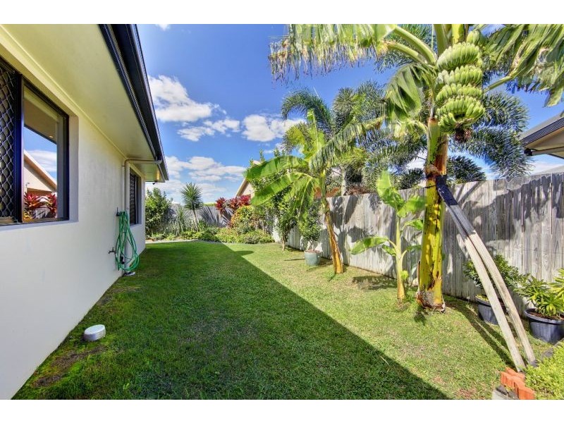 24 Waterfront Parade, Idalia QLD 4811