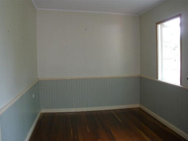 9 Goldring Street, Hermit Park QLD 4812