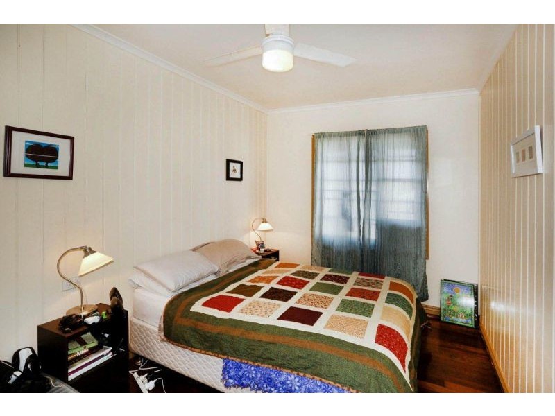 2/22 Melton Terrace, Townsville City QLD 4810