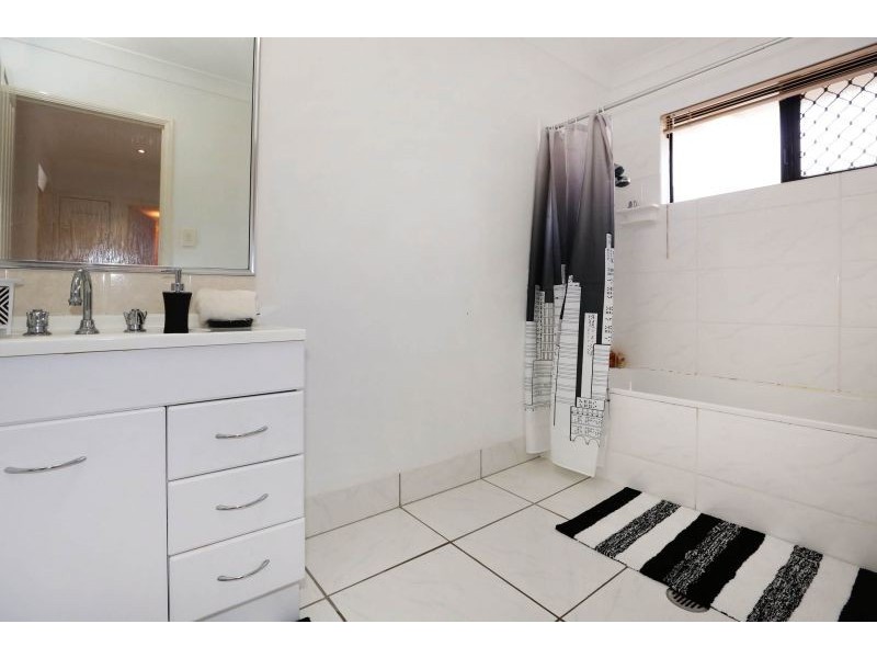 7 Moorhen Court, Douglas QLD 4814