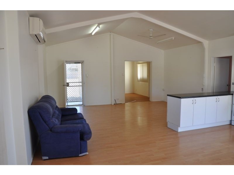 7 Lennig Place, Nome QLD 4816