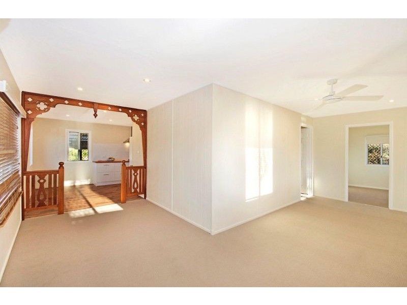 27 Hubert Street, South Townsville QLD 4810