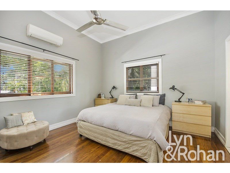 22 Philp Street, Hermit Park QLD 4812