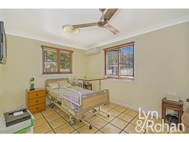 22 Philp Street, Hermit Park QLD 4812