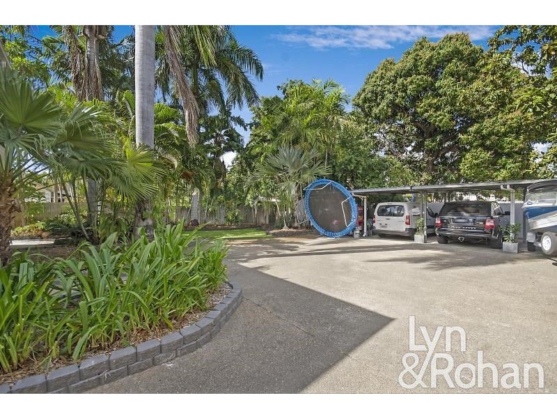 22 Philp Street, Hermit Park QLD 4812