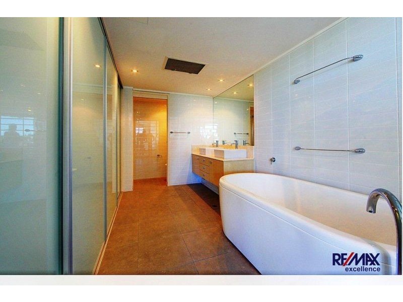 304/72 The Strand, North Ward QLD 4810