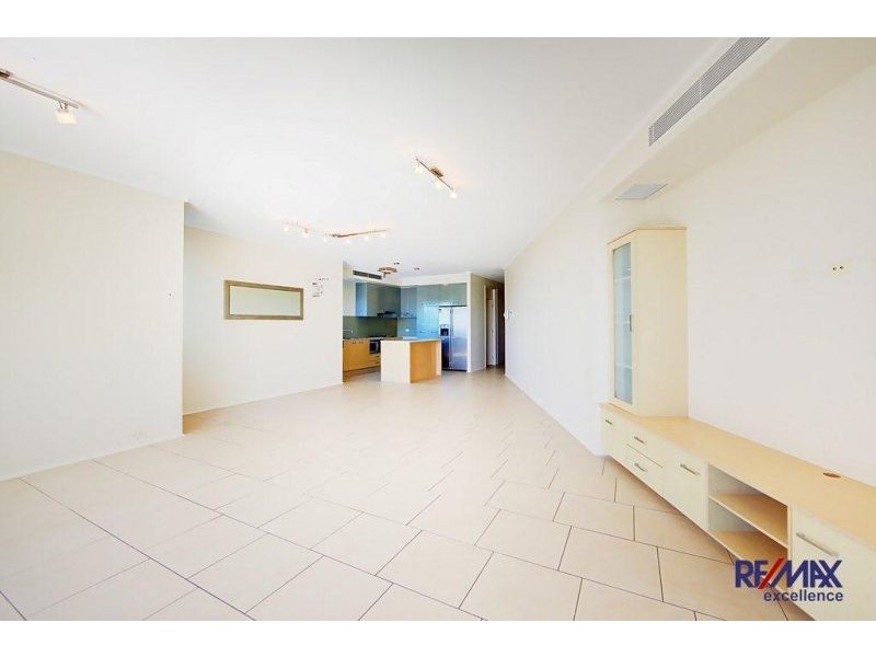 304/72 The Strand, North Ward QLD 4810