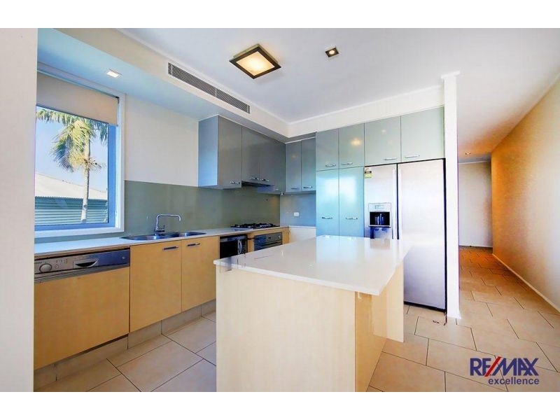 304/72 The Strand, North Ward QLD 4810