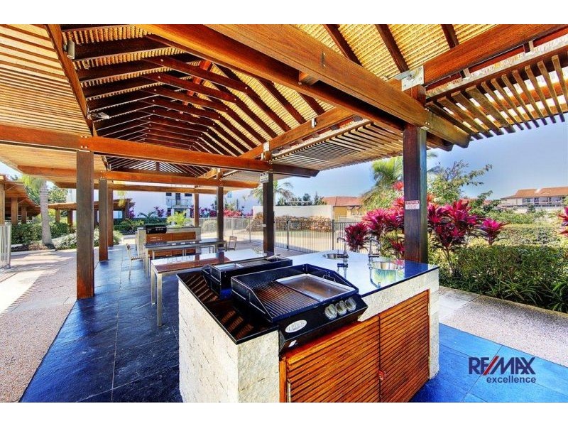 304/72 The Strand, North Ward QLD 4810