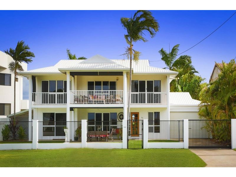 50 Palm Street, Rowes Bay QLD 4810