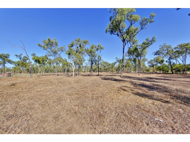 16 Tennessee Way, Kelso QLD 4815