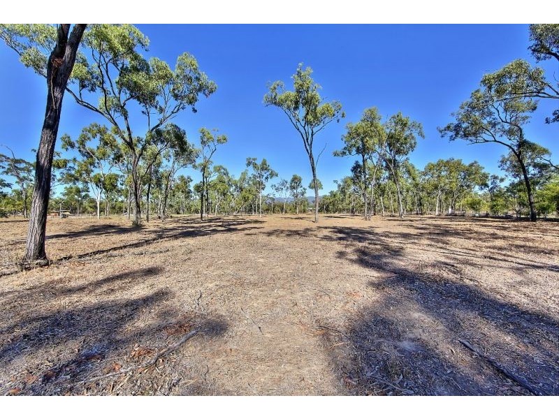 16 Tennessee Way, Kelso QLD 4815