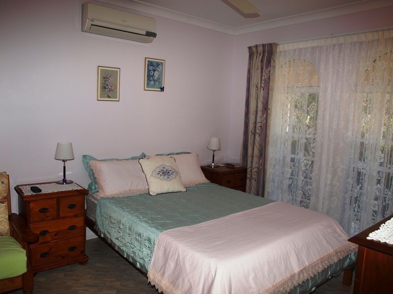 105 Coutts Drive, Bushland Beach QLD 4818