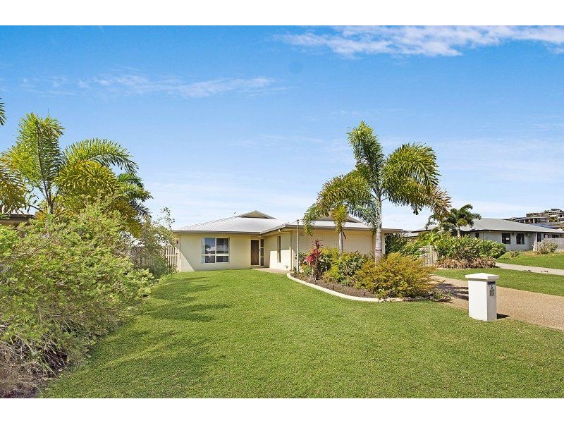 3 Mentmore Court, Bushland Beach QLD 4818