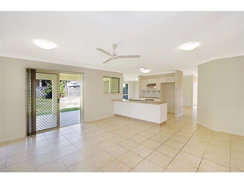 3 Mentmore Court, Bushland Beach QLD 4818