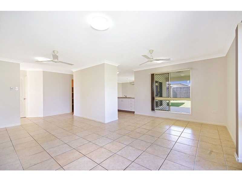 3 Mentmore Court, Bushland Beach QLD 4818