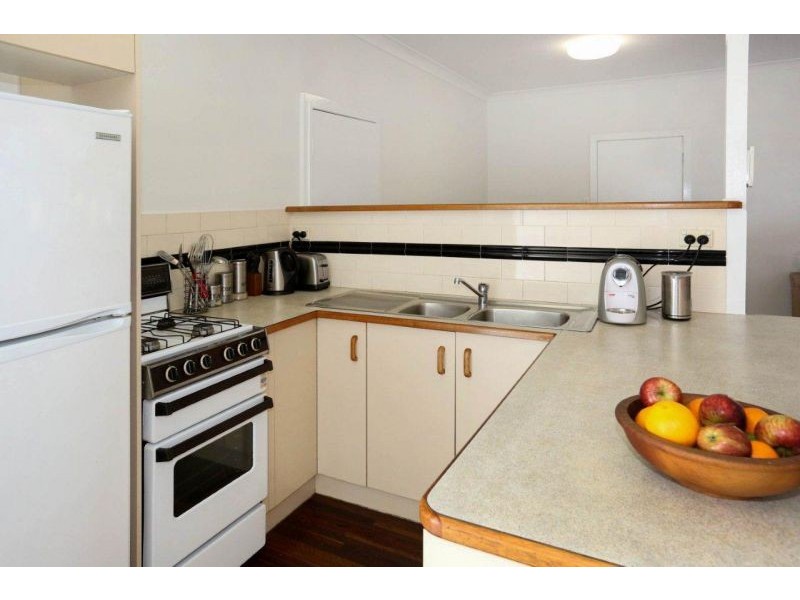 91 Kings Road, Pimlico QLD 4812