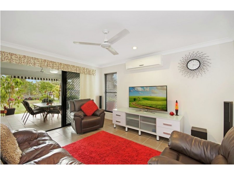 29 Limerick Way, Mount Low QLD 4818