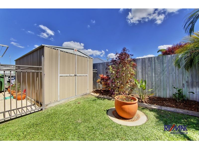 9 Waterfront Parade, Idalia QLD 4811