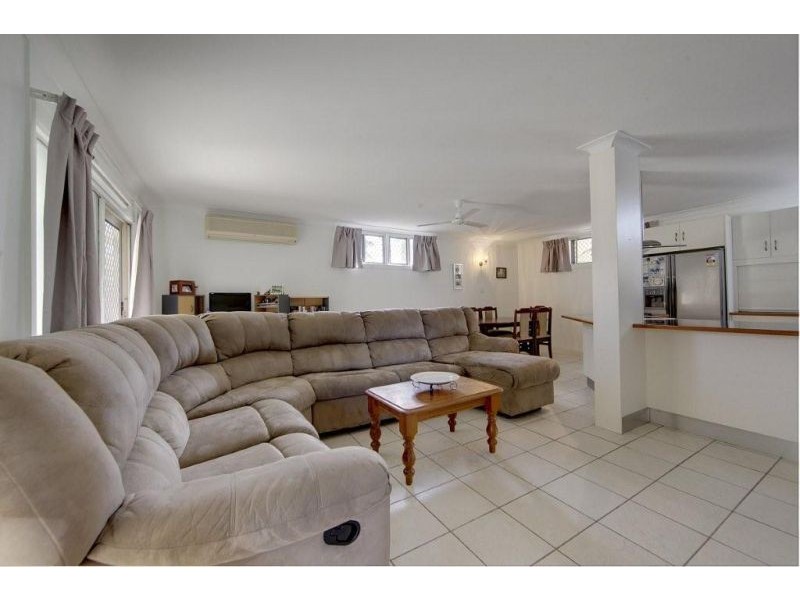 11 Haydon Crescent, Heatley QLD 4814