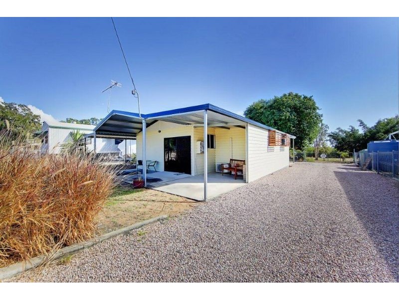 25 Jones Crescent, Nome QLD 4816