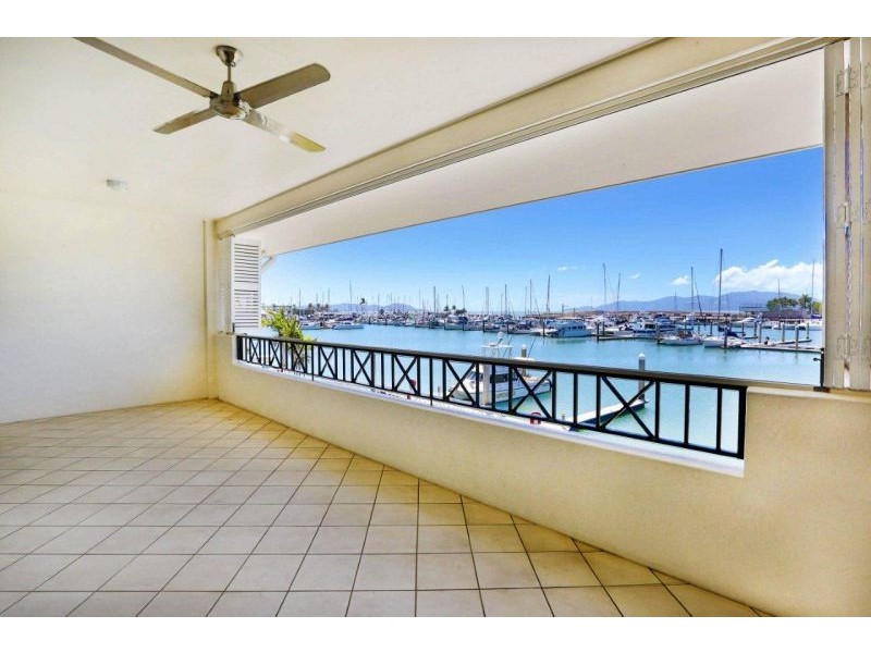 21/16 Sir Leslie Thiess Drive, Townsville City QLD 4810