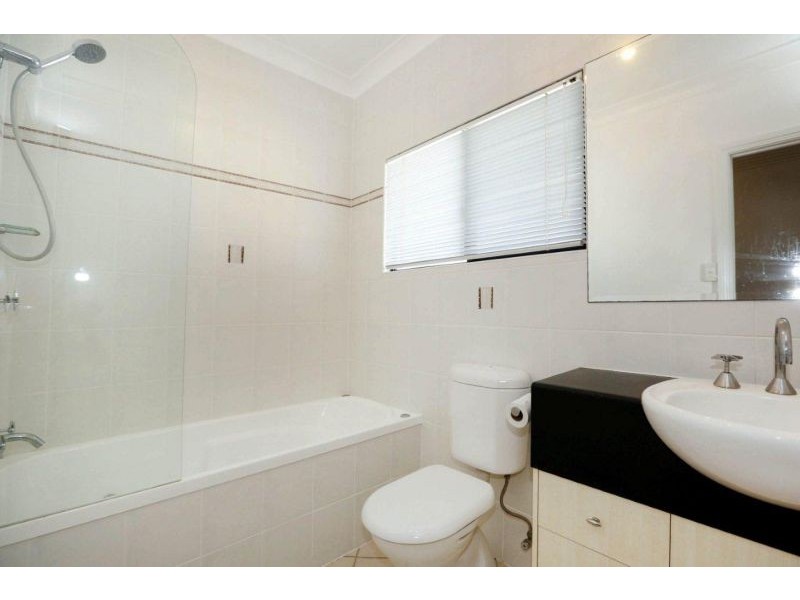 21/16 Sir Leslie Thiess Drive, Townsville City QLD 4810