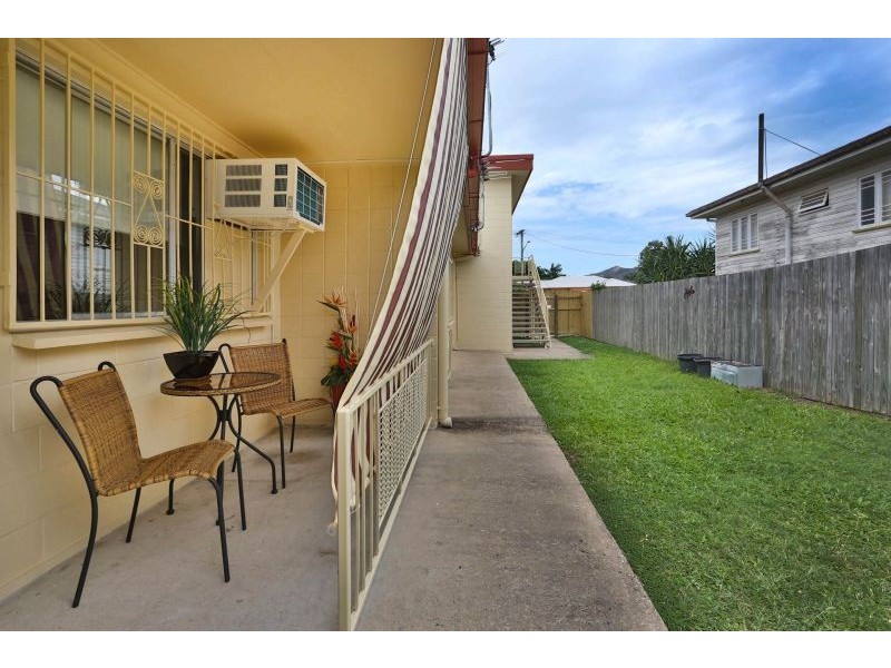 3/32 Albury Street, Pimlico QLD 4812