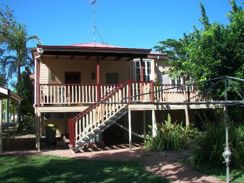 48 Armstrong Street, Hermit Park QLD 4812