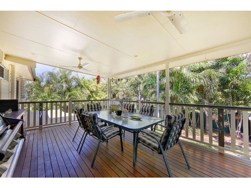 19 Davies Street, Mount Louisa QLD 4814