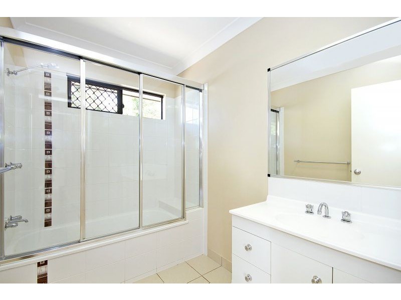 16 Eshelby Street, Bushland Beach QLD 4818