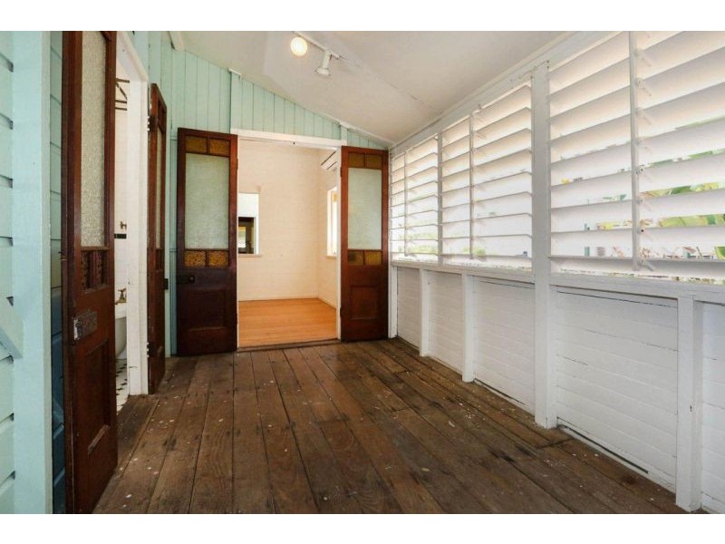 26 Nelson Street, South Townsville QLD 4810