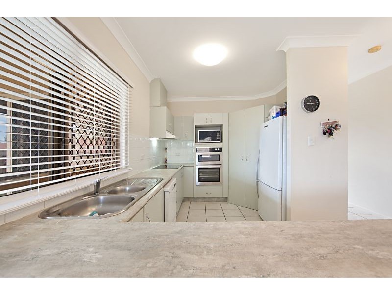 7 St Helens Dr, Mount Louisa QLD 4814