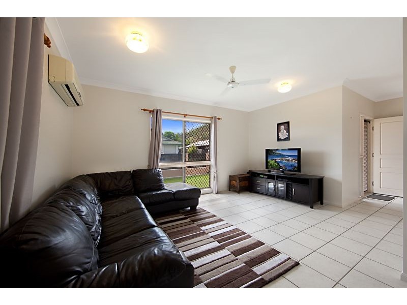 7 St Helens Dr, Mount Louisa QLD 4814