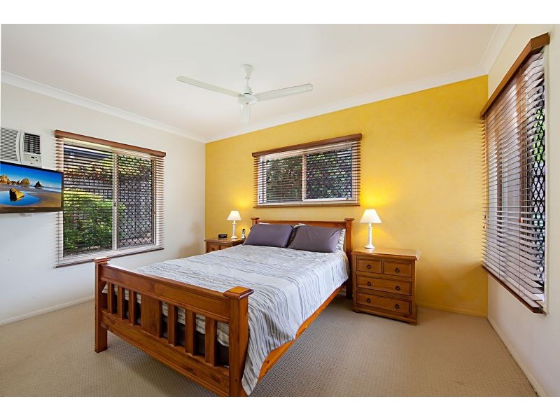 7 St Helens Dr, Mount Louisa QLD 4814