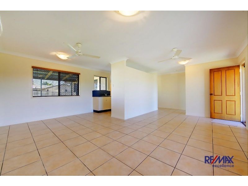 17 Wayne Street, Kelso QLD 4815