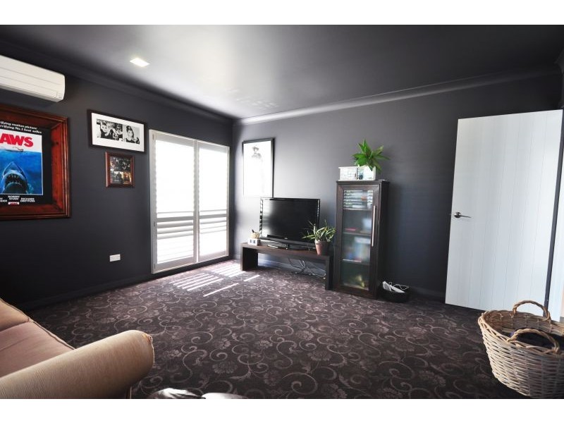 4 Reef Street, Saunders Beach QLD 4818