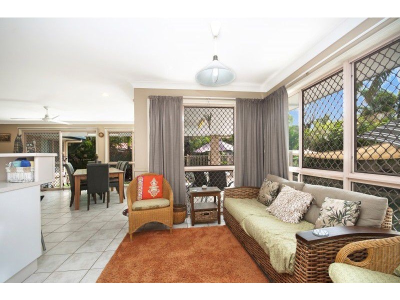 22 Joshua Crescent, Bushland Beach QLD 4818