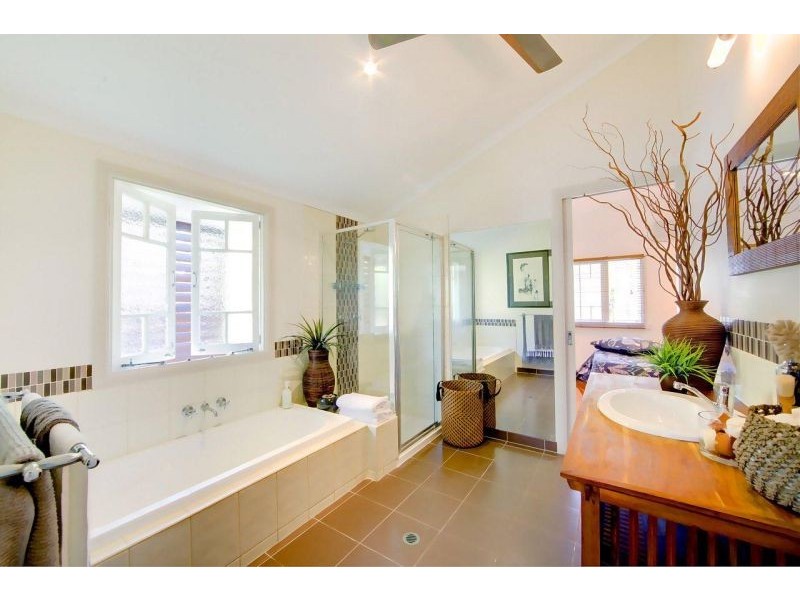 16 Burton Street, Mysterton QLD 4812