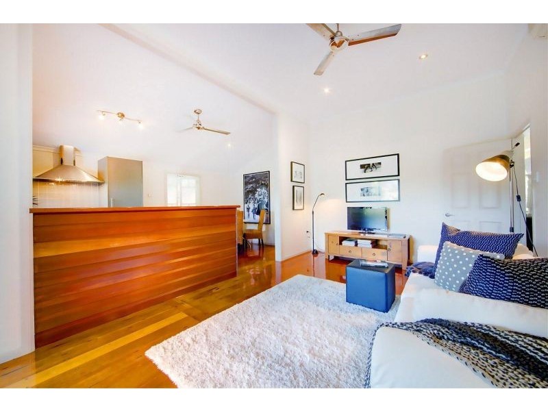 16 Burton Street, Mysterton QLD 4812