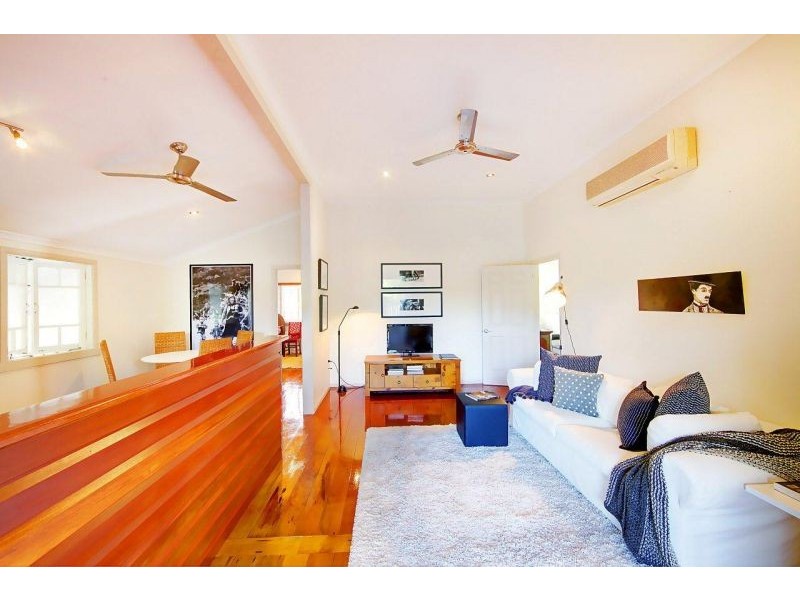 16 Burton Street, Mysterton QLD 4812