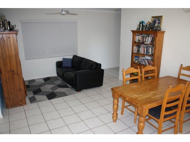 7 St Helens Drive, Mount Louisa QLD 4814