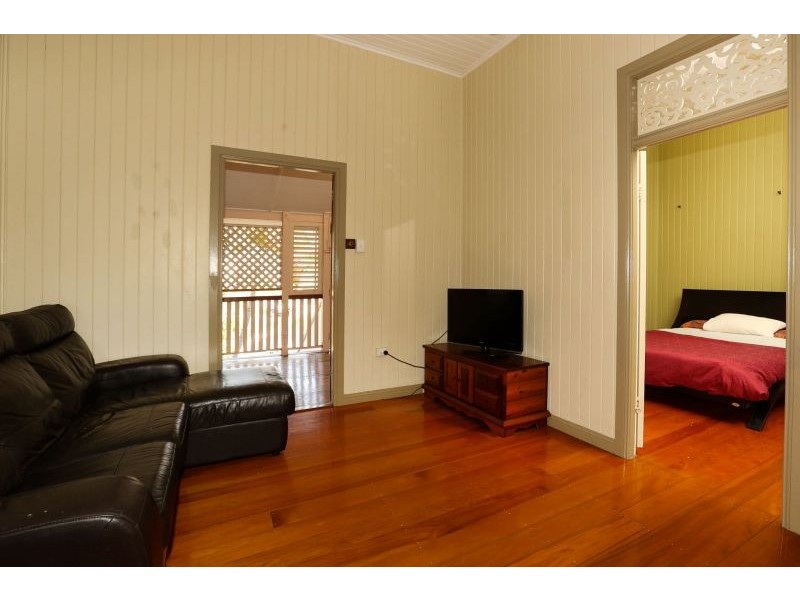 29 Davidson Street, South Townsville QLD 4810